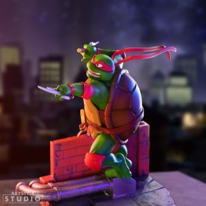 Teenage Mutant Ninja Turtles Raphael Figurine