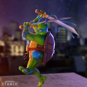 Teenage Mutant Ninja Turtles Leonardo Figurine