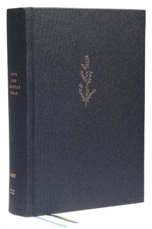 Young Women Love God Greatly Bible: A SOAP Method Study Bible (NET, Blue Cl