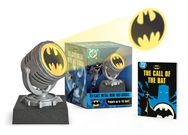 Batman: Die-Cast Metal Mini Bat-Signal - Projects up to 15 feet!