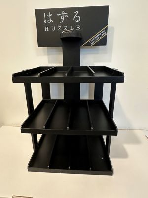 Huzzle cast Display
